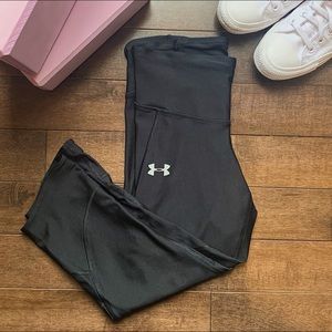 Under Armour HeatGear Cropped Compression Leggings
